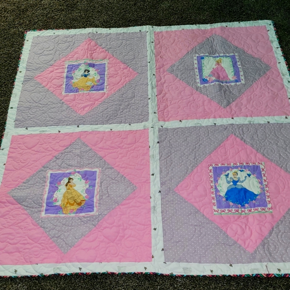New Handmade Baby Girl Quilt / Crib/ Throw 43"x46.5"